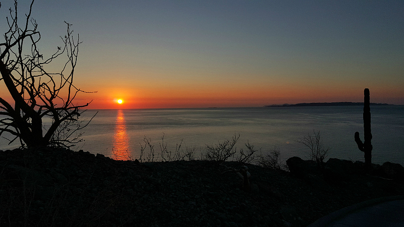 Stunning sunrise at Villa del Palmar Loreto