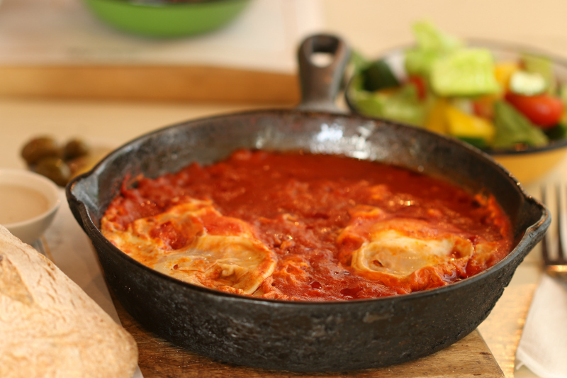 best israeli food shakshuka